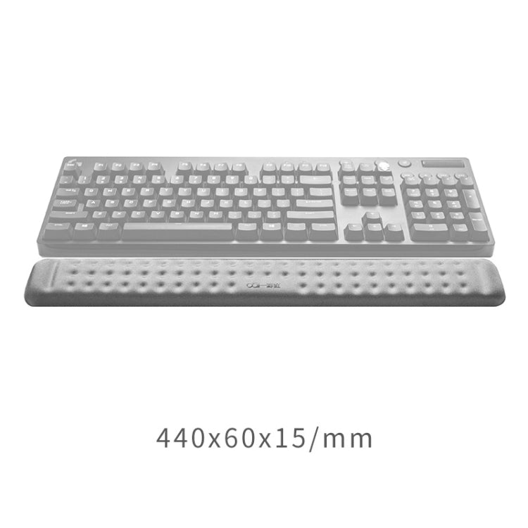 Gaming mouse pad with L foam wrist rest